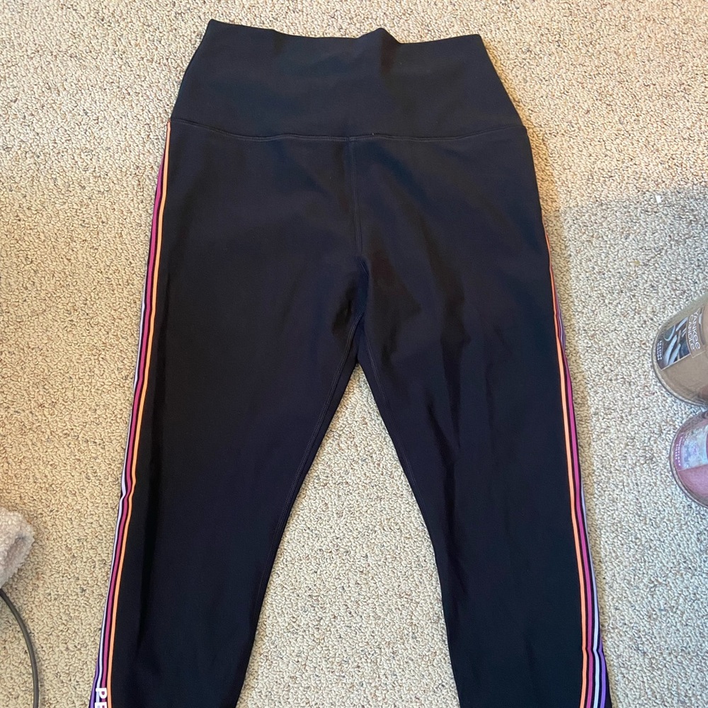 Never worn peloton color block leggings!